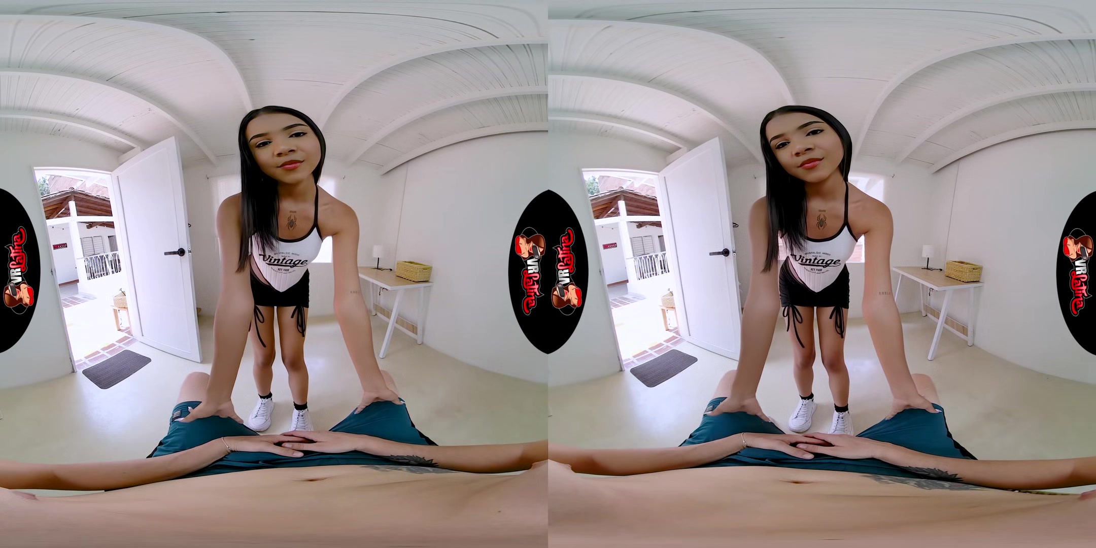 Petite Poisons - Vrlatina - Vr Porn Video