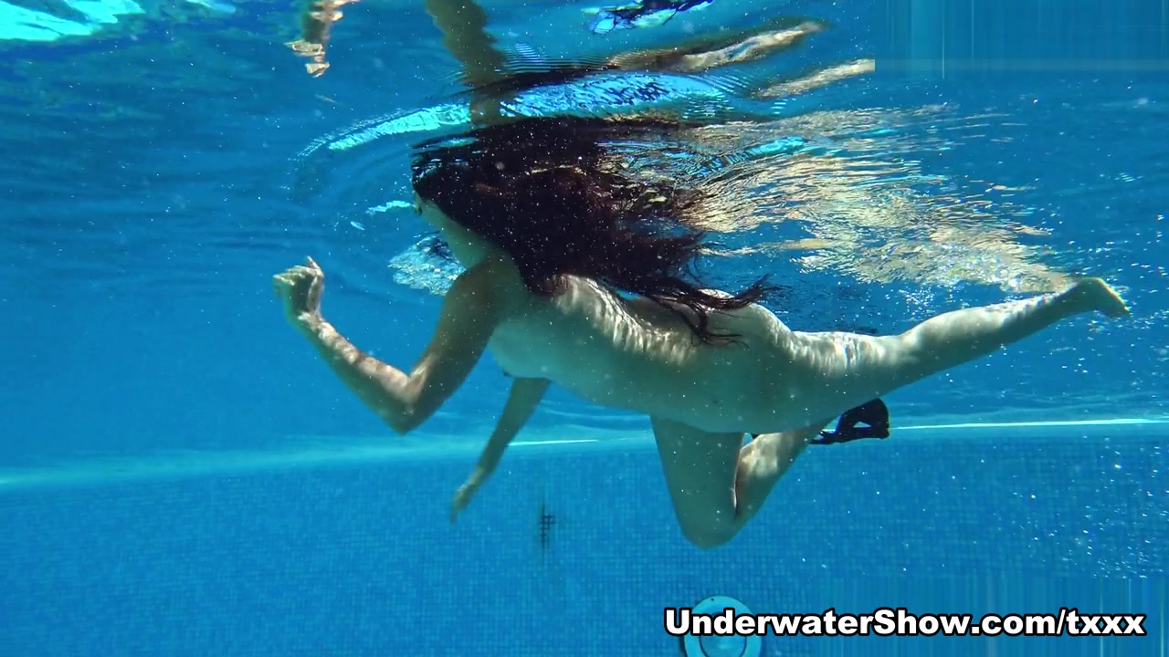 Andriena Andreina Video - UnderwaterShow