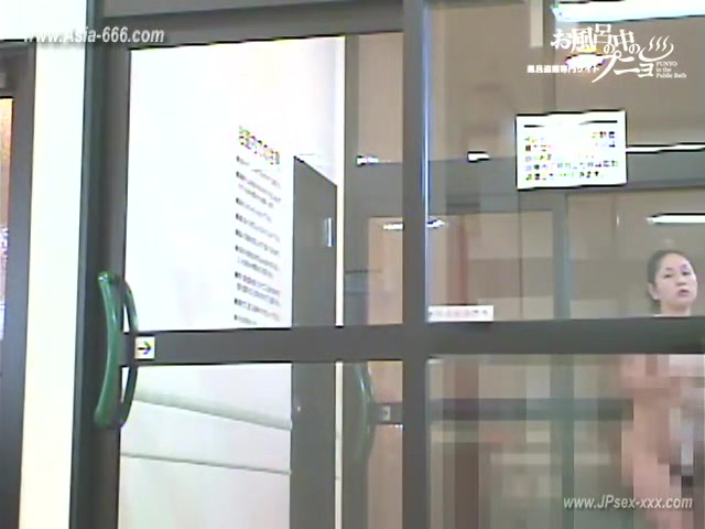 japanese public bathroom.22