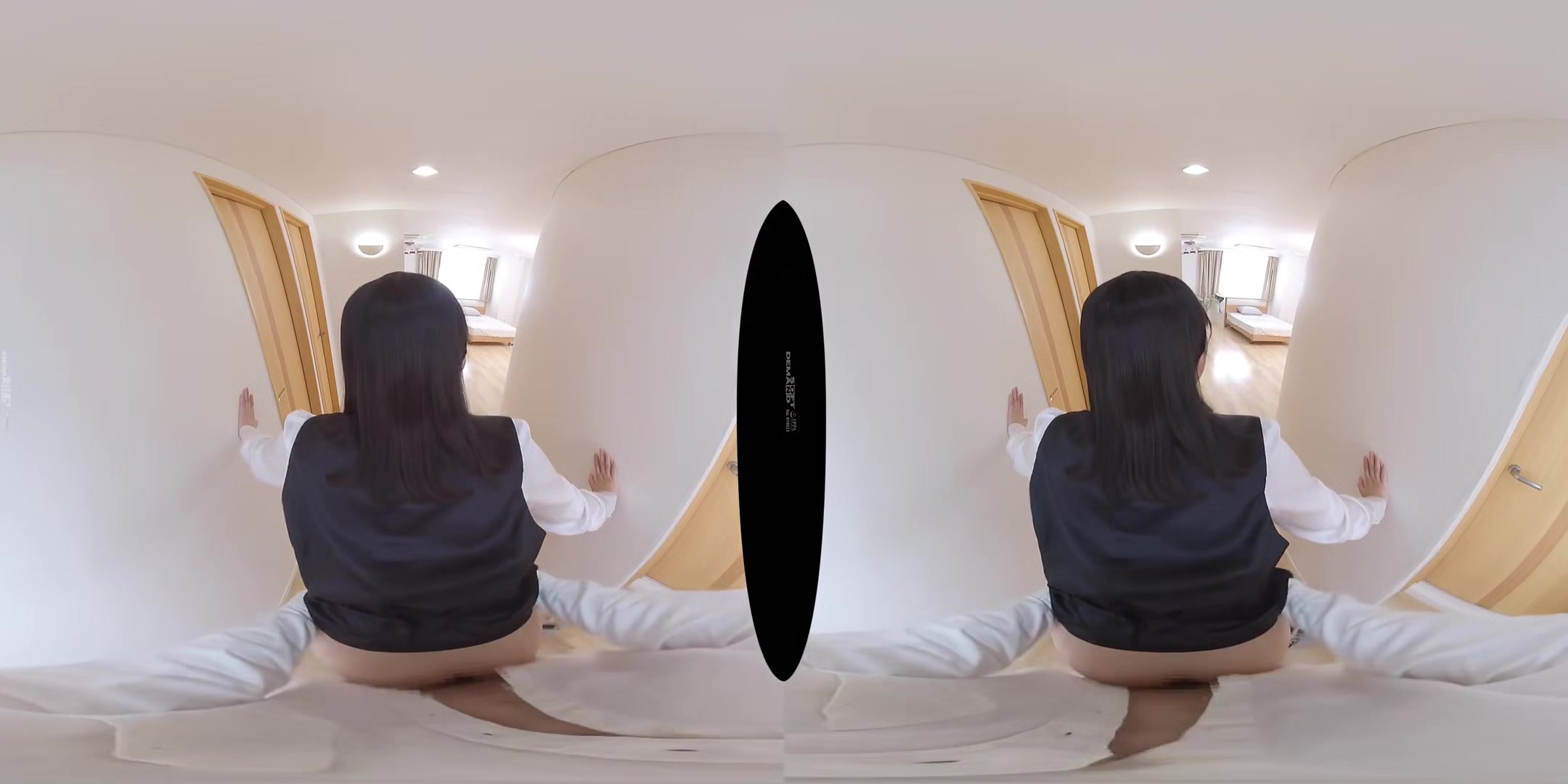 Wearable Vr - Friends With Benefit Doing It Between Shifts