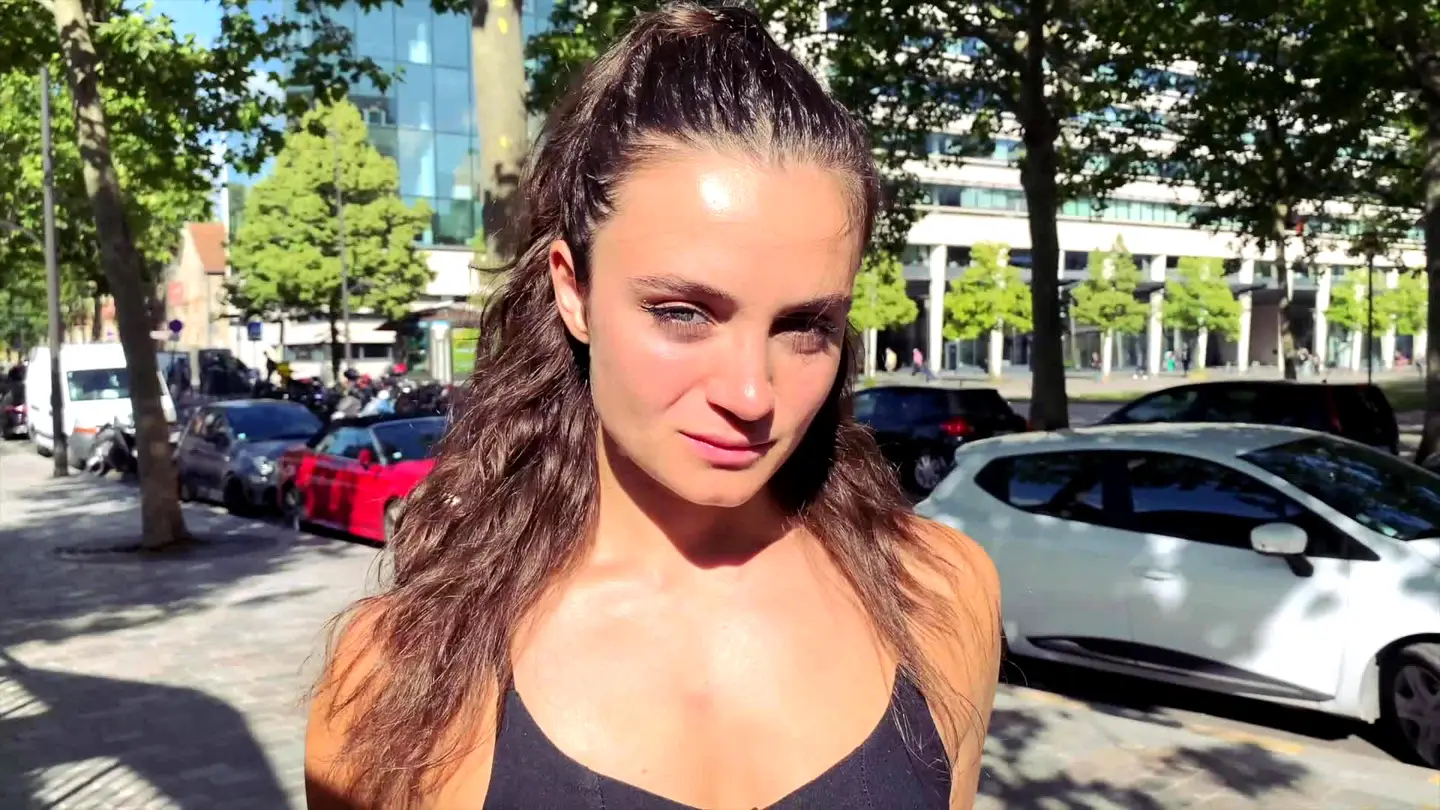 Claire, 22, takes a test with Venera and David! - Jacquie et Michel TV
