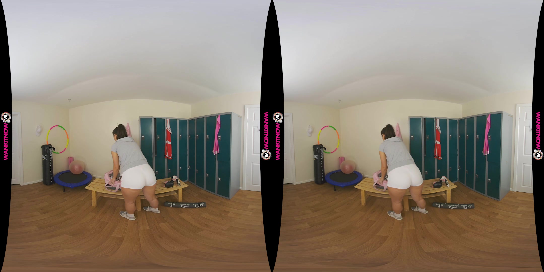 Sporty Seduction featuring Violet - WankitNowVR