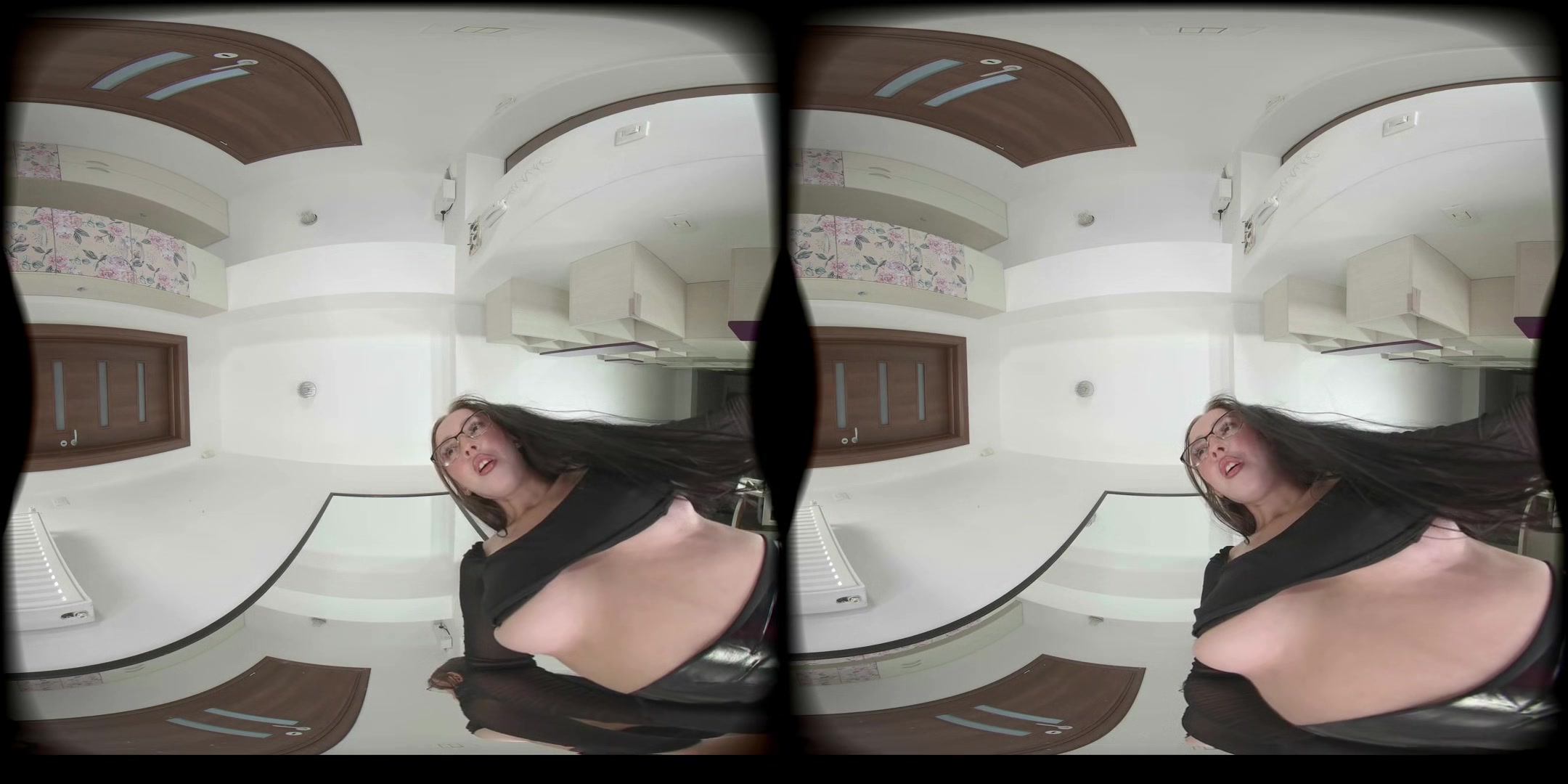 Lara Sins - Under Her Flow