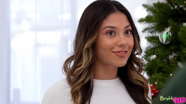 Santas Helpers Get Naughty - S30:E1 - Brattysis