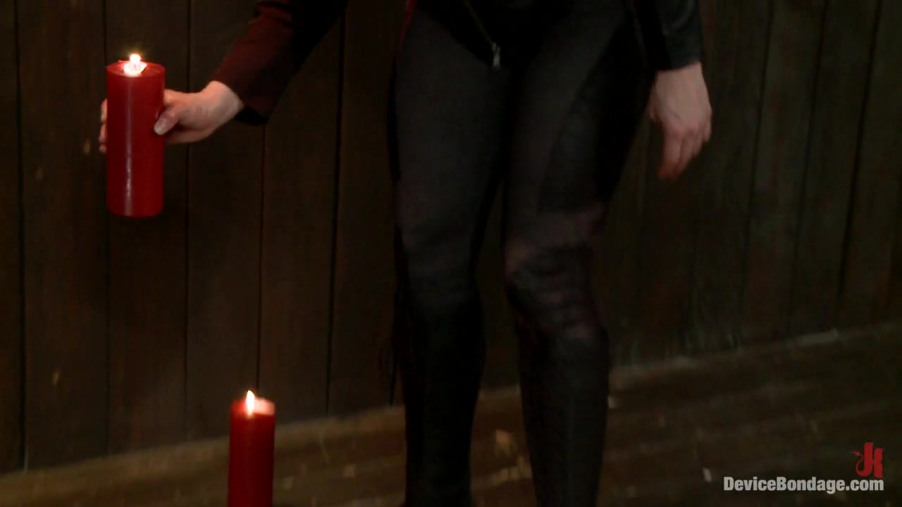Alani Pi Coral Aorta in Alani Pi - Head Shaved Slut Live Show - 2 - DeviceBondage