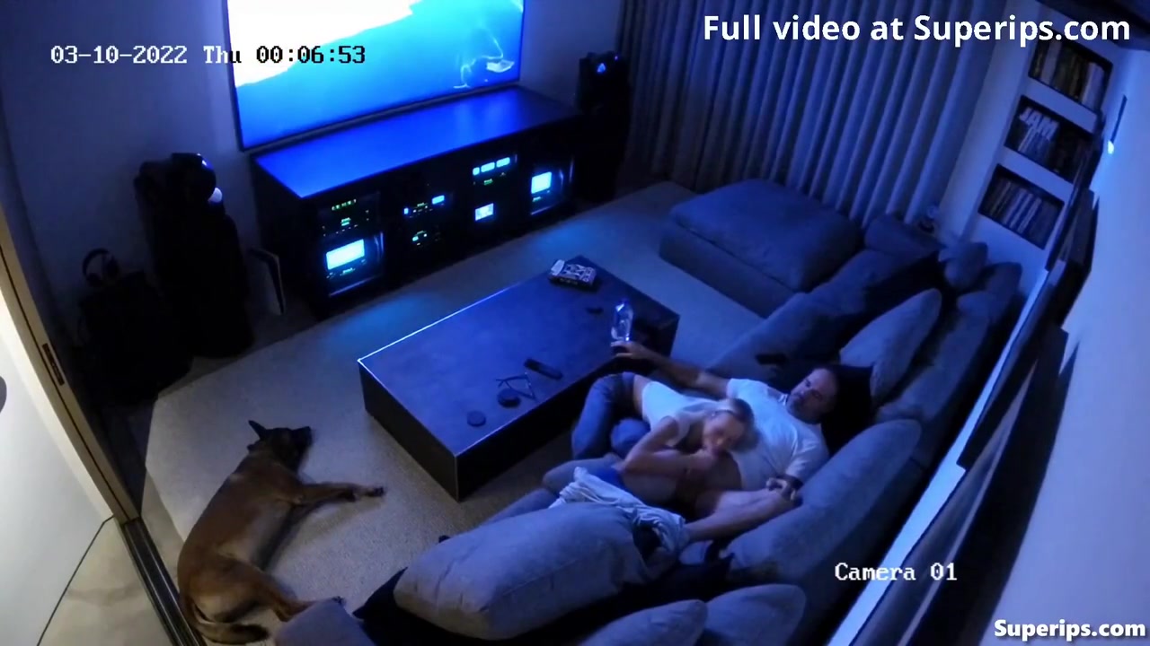 Ipcam Rich German Couple Fucks On The Sofa