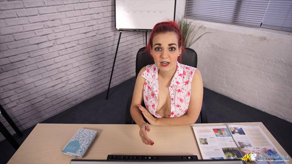 Dolly in Office Spy - DownblouseJerk