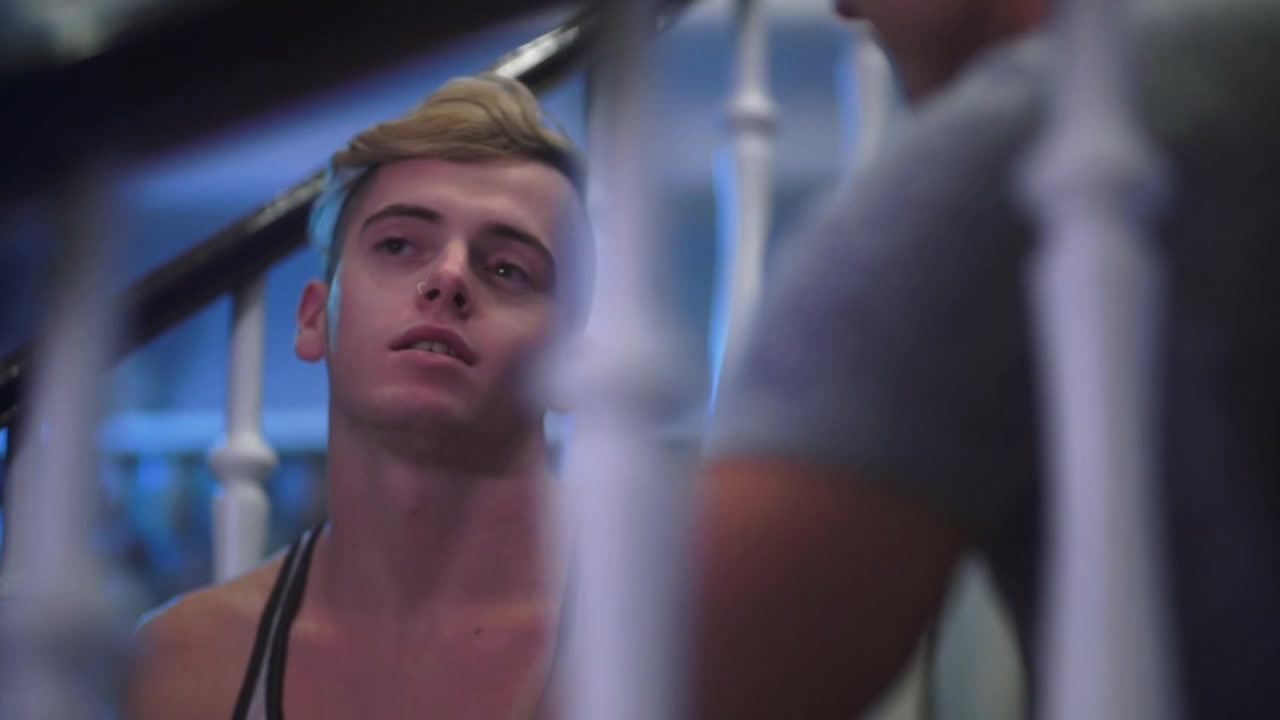 Helix muscle jock Luke Wilder tops newcomer Clay Turner bareback