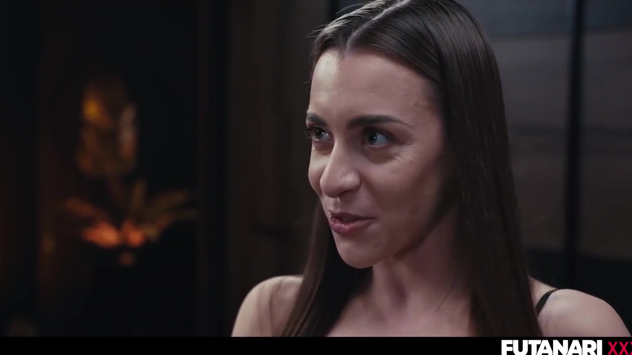 Josephine Jackson And Clemence Audiard In Squirting Facial