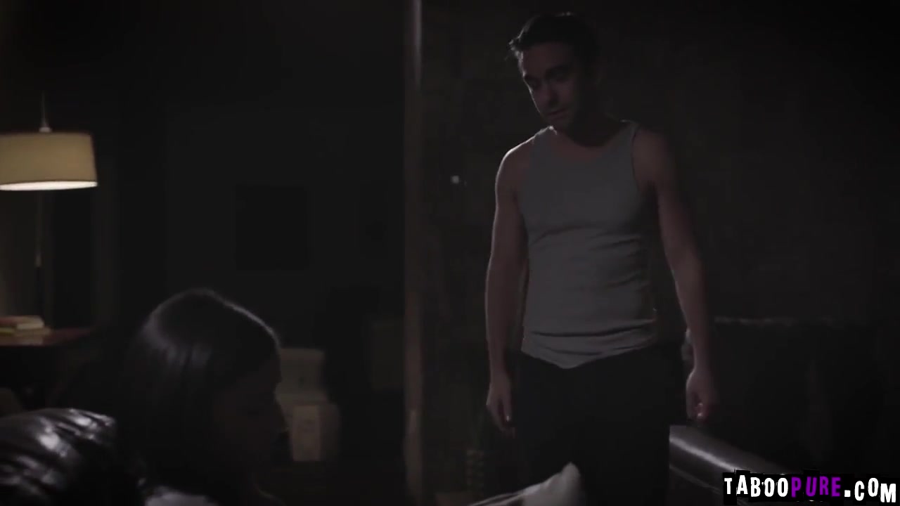 Emily Willis - Gets Devirginized By Taking Her Virg