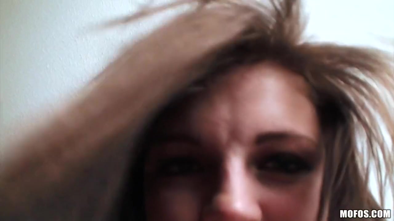 Danielle Steele - 1-two-three-4 I Declare a Bum War
