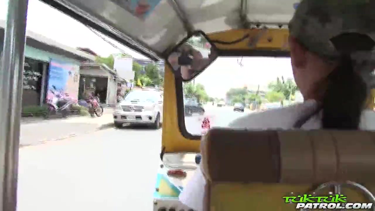 Lek - TukTukPatrol