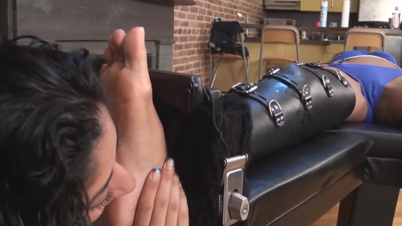 Prya Strapped And Racked - Taworship