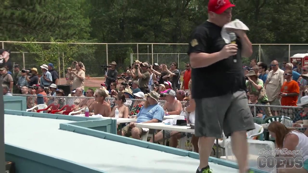 Clear 4k Video Shot At Saturday 2015 Nudes A Poppin Last Month By Cojones And Madman 1 Of 5 - SouthBeachCoeds