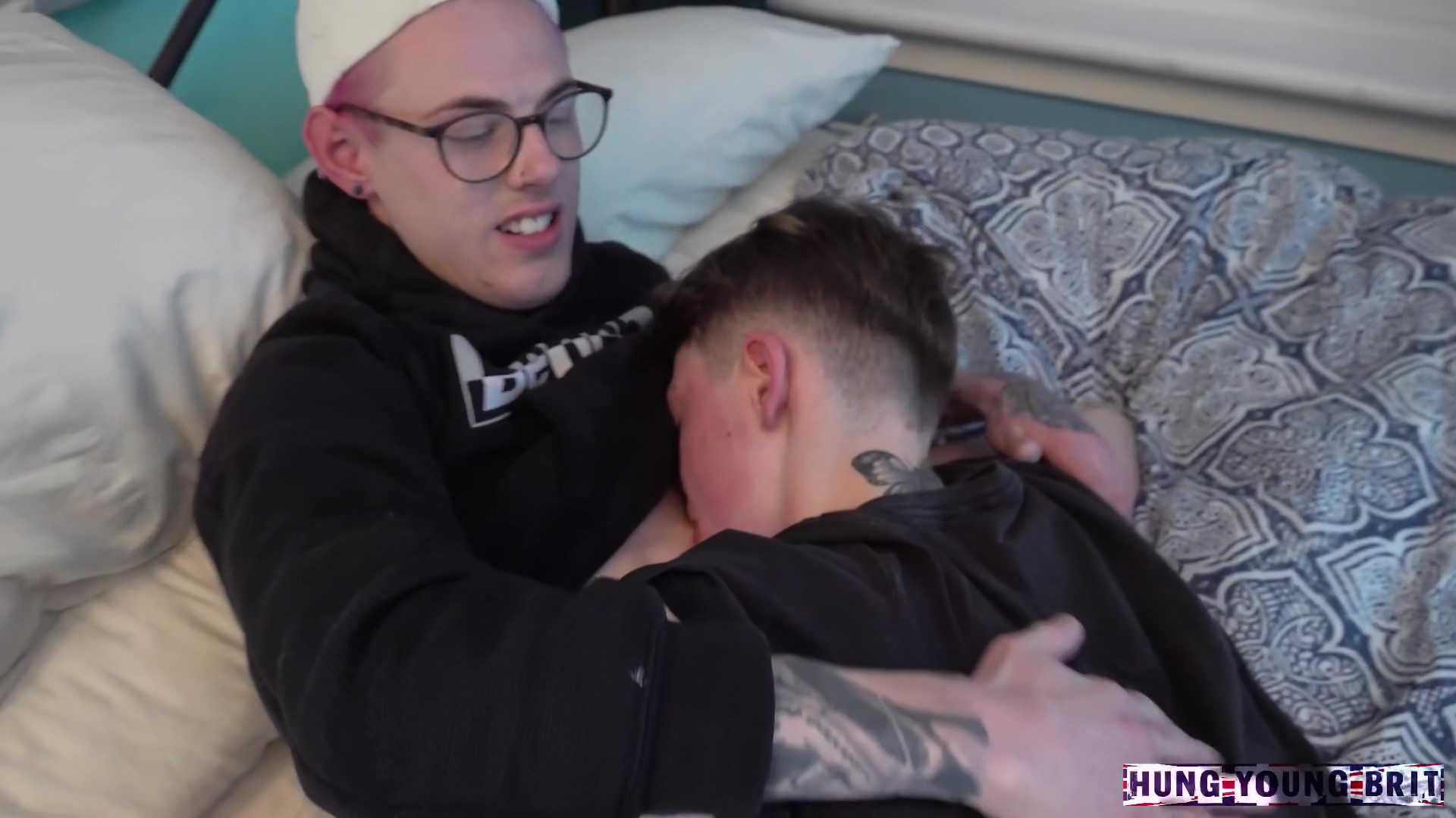 2 Tattooed Twinks Fuck On My Bed