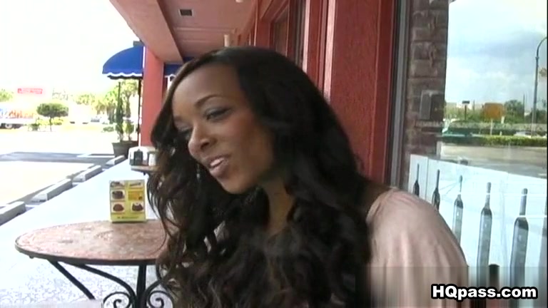 Josh & Atlantis Sparks in Cafe au lay Movie
