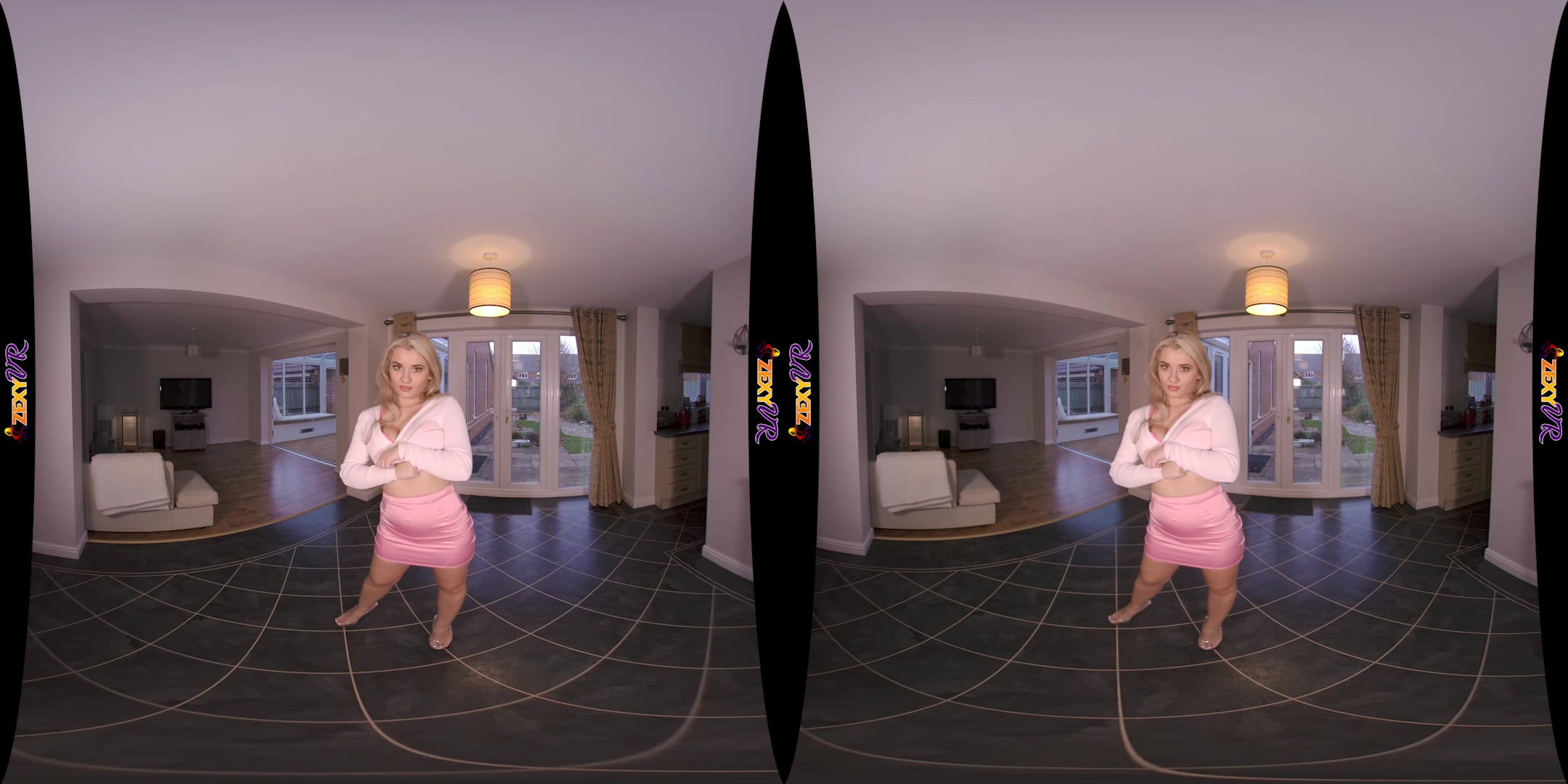 Playful In Pink featuring Chelsea Essex - ZexyVR