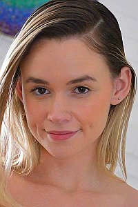 Khloe Kingsley