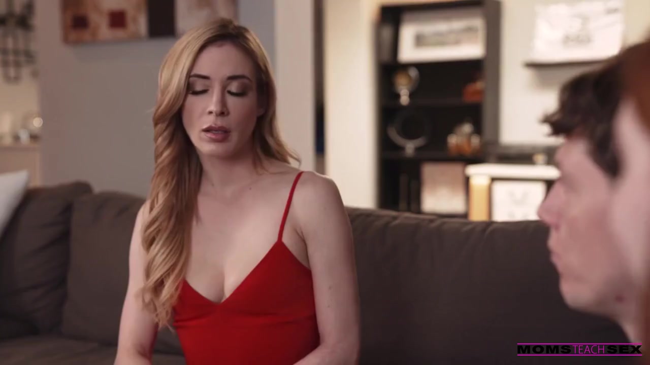 Blonde Stepmom Teaches New Sex Moves - Aiden Ashley