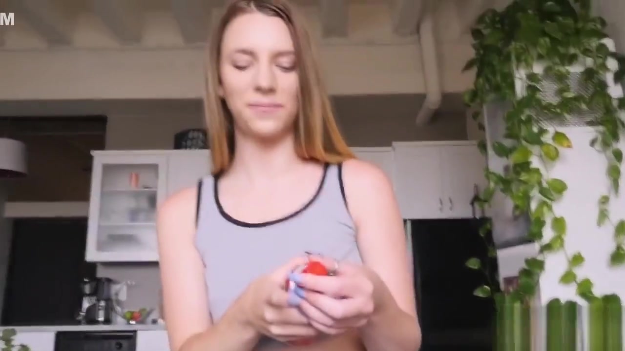 Stepsister teen 18+ gobbles BBC in POV