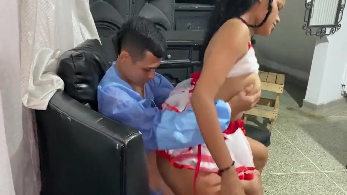 Relief To The Patient From His Pain With A Good Blowjob And A Good Fuck