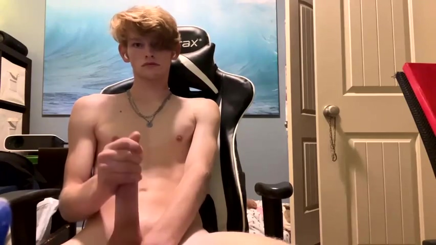 Rubax Video - Ginger Boy Aiden Wanks & Chats To His Fans