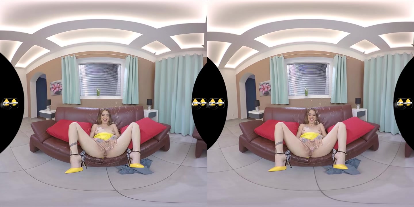 Messy Streams - VirtualPee