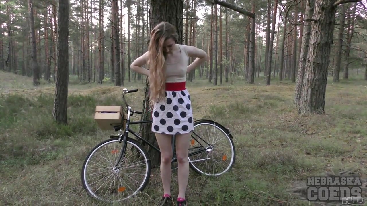 Areana Back Riding Her Bike Nude Masturbating In The Forest - NebraskaCoeds