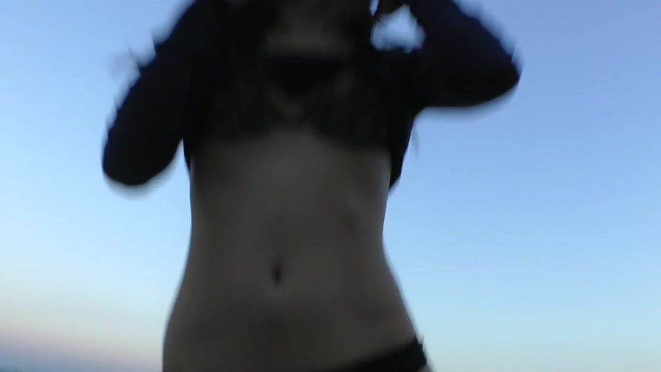 Cute minx has hardcore public sex with a horny guy