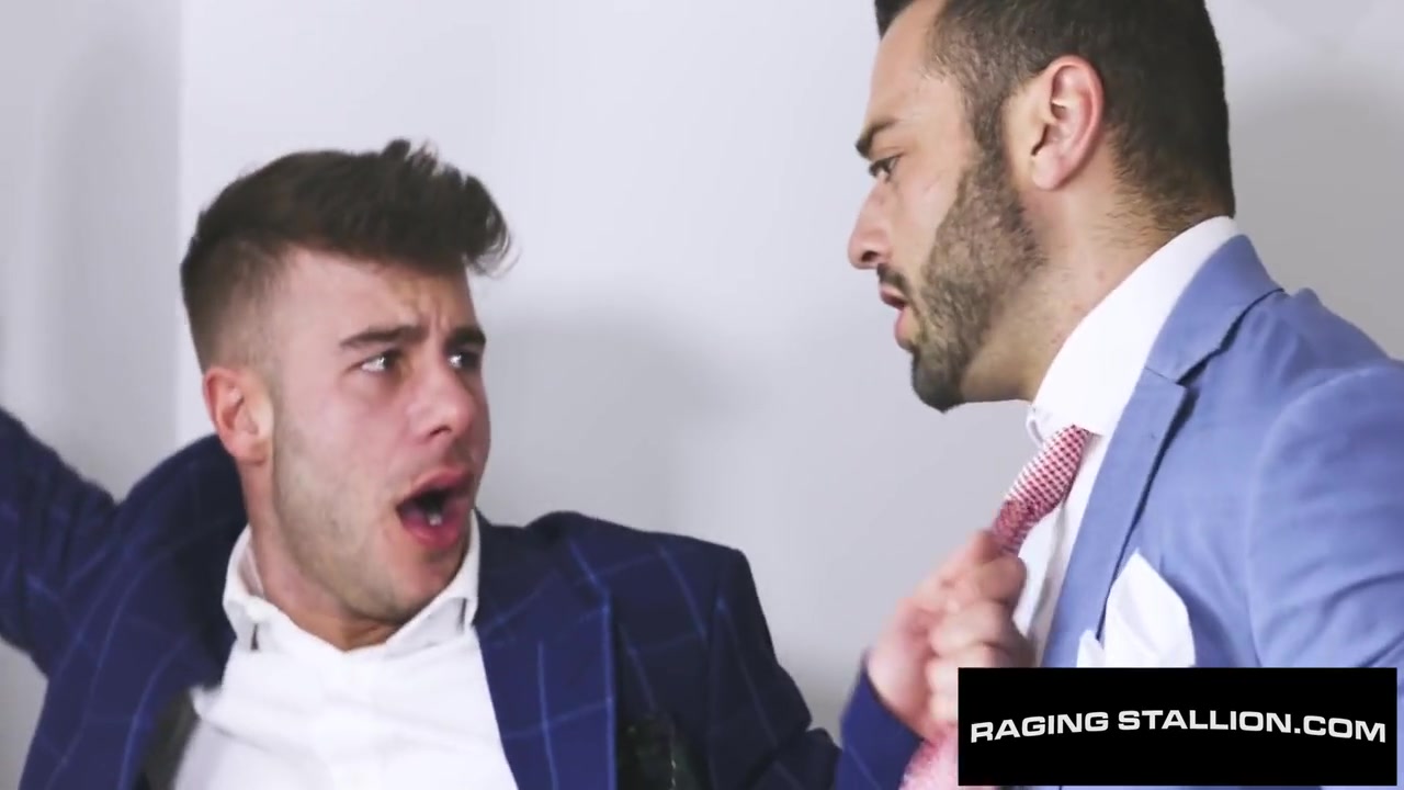 Allen King In Horny Realtor Rammed By Hot Hunk
