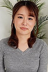 Watch Sakura Kozima videos
