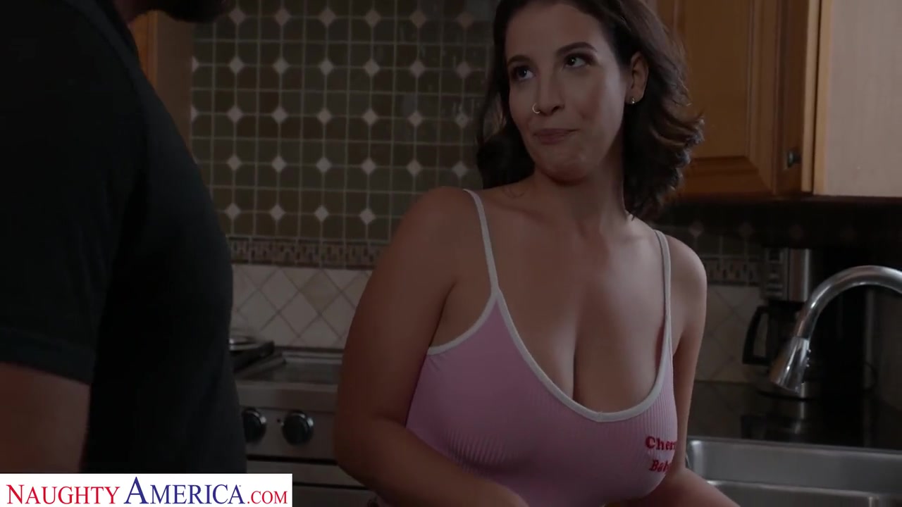 Hot Nanny Lasirena69 Seduces And Fucks Her Boss!