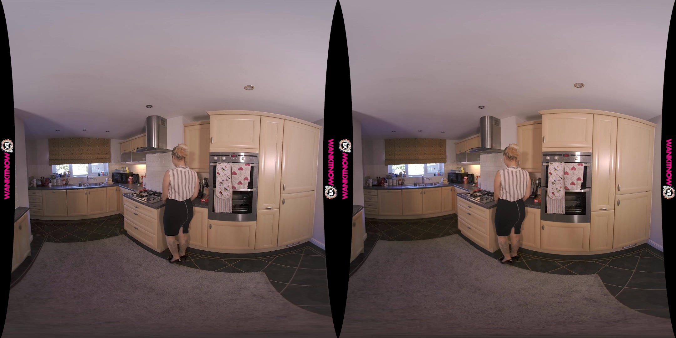 Cum In The Kitchen featuring Dolly - WankitNowVR