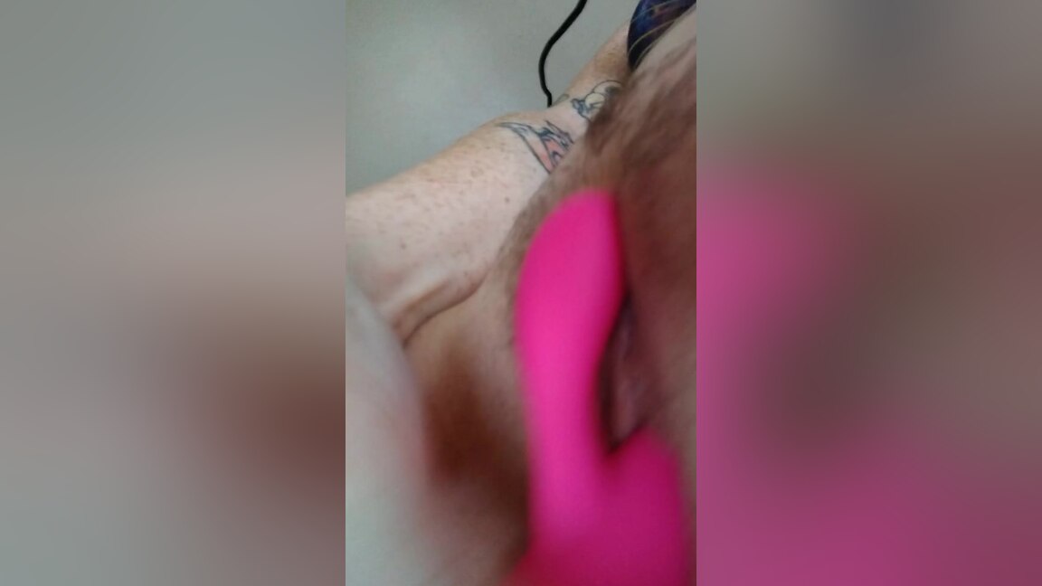 Closeup Furry Creamy Kegels - Ladythetramp