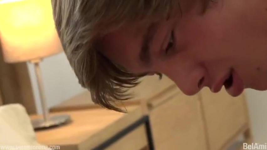 Helmut Fucks Ashton Bareback