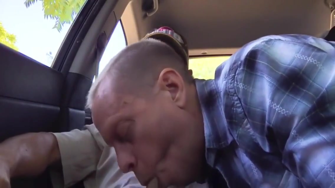 I Was In Atlanta Georgia And I Was Hungry For Redneck Cock. I Went To Bulldogs Gay Bar To Find Cock. I Ordered A Beer And Bought One For The Guy Next To Me Since It Was His Birthday. The Next Thing I Was Sucking His 9 Inch Cock In My Car. 12 Min