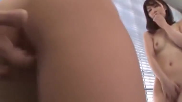 Tanline Jap MILF fucks in art class demonstration