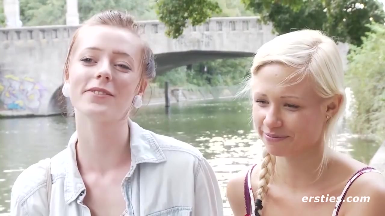 Lesbian Fingering - Born In Berlin, She Fucks Her Friend From Hh