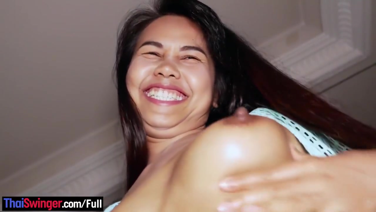 Lily Koh - Homemade Sex Tape With Pretty Thai Milf Girlfriend And Boyfriend