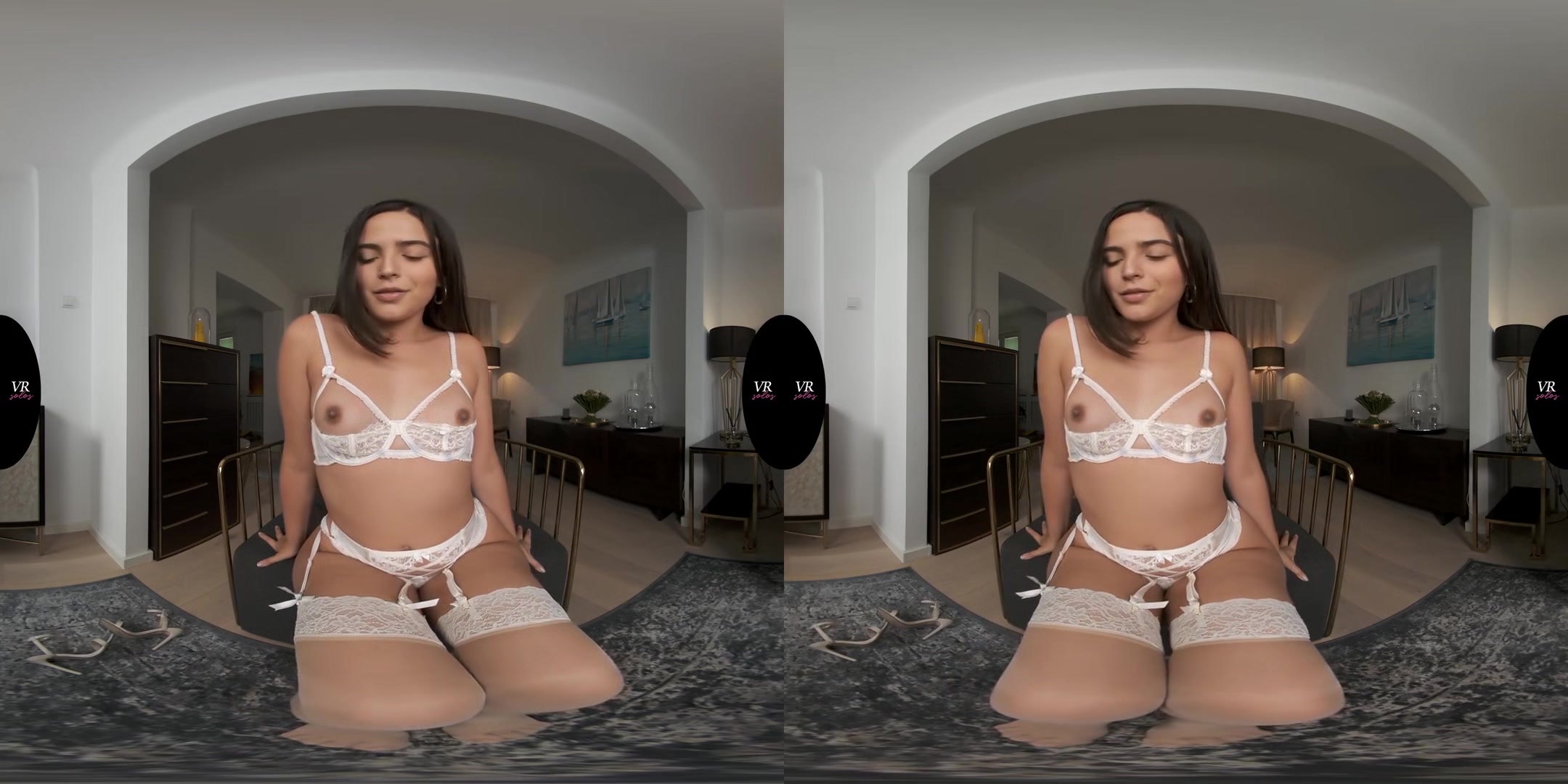 Ariana's New Lingerie Is Such A Turn-On; Amateur Babe Solo Striptease and Masturbation