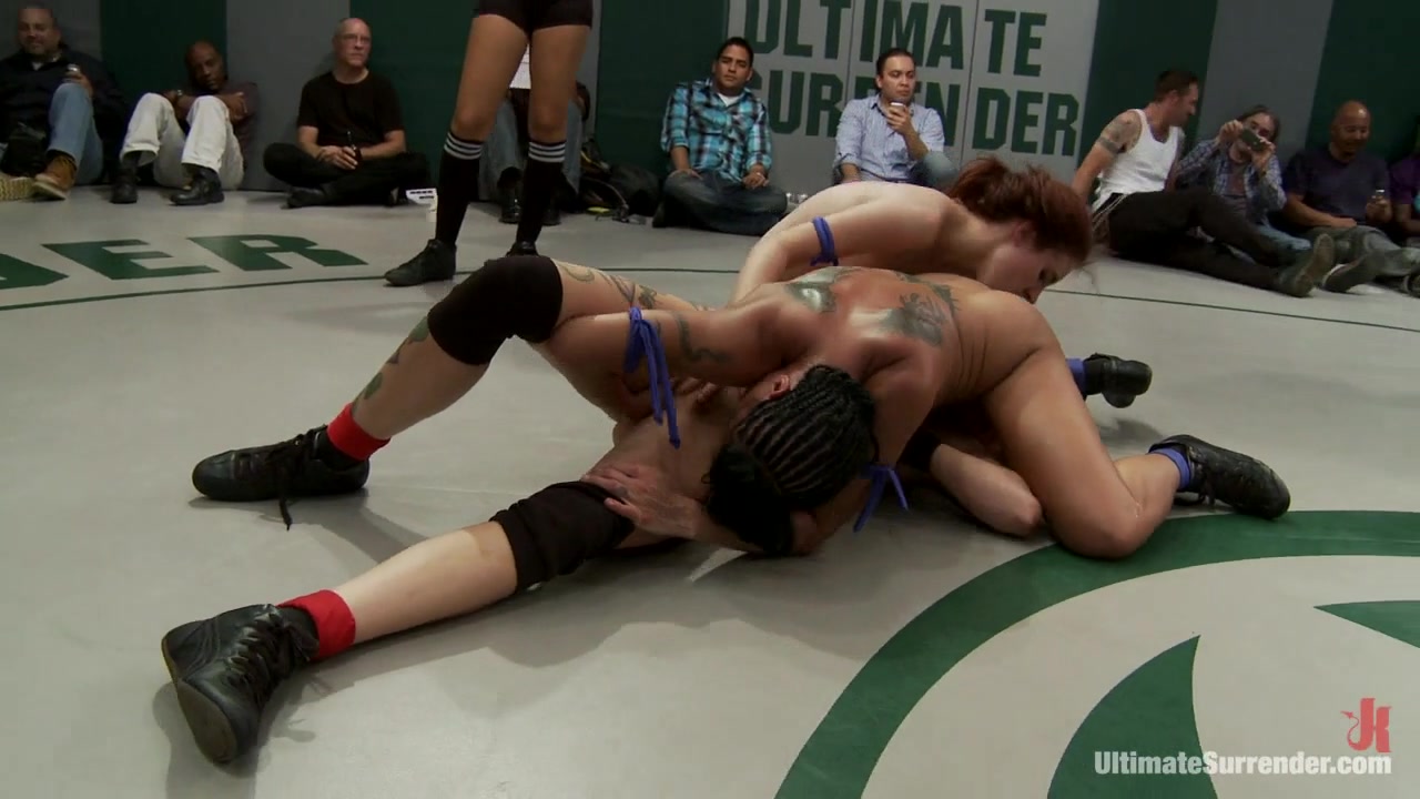 Round 3 Of The August Live Tag Teambrutal Submissions, Crushing Leg Scissors. - Publicdisgrace