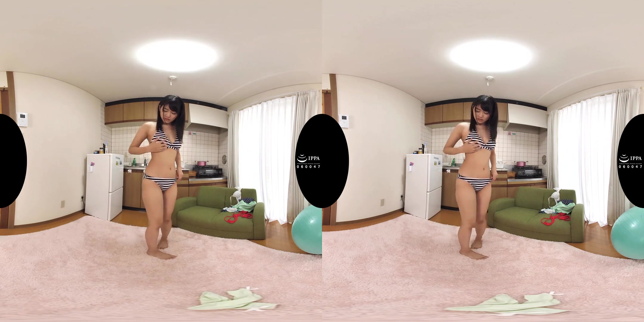 Nao Jinguji in Nao Jinguji My Girlfriend is a Gravure Model 1 - ChinChinVR