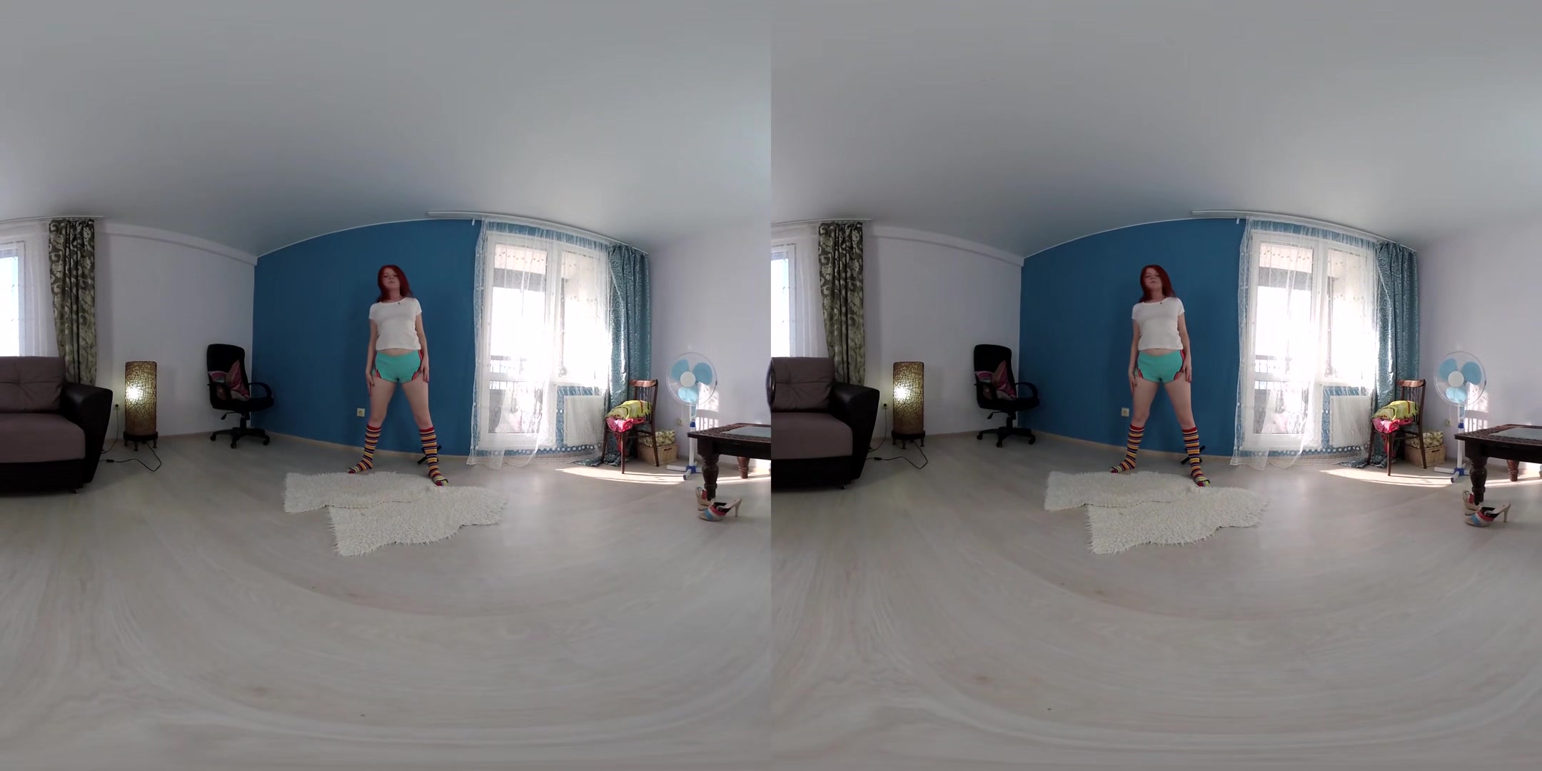 Lissared Does Gymnastic - Solo Model Flexible Naked Yoga