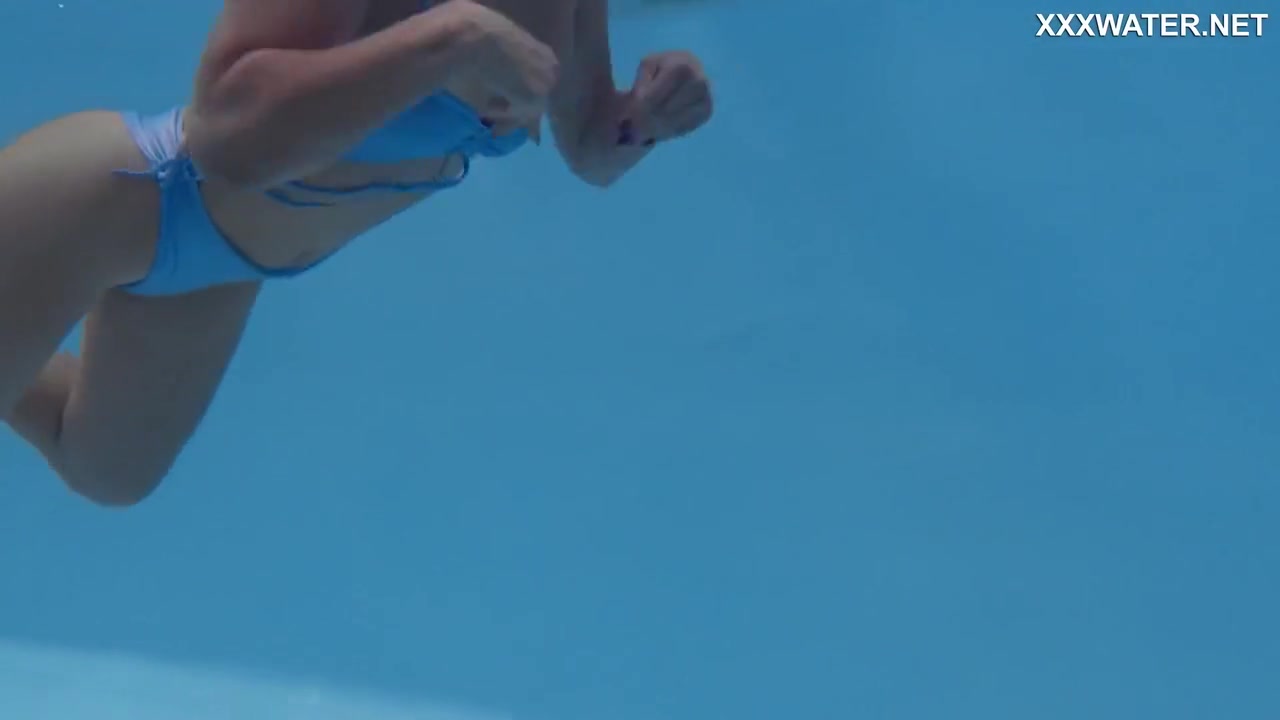 Hottest Stepmom Emily Swimming Naked And Horny - Emily Ross