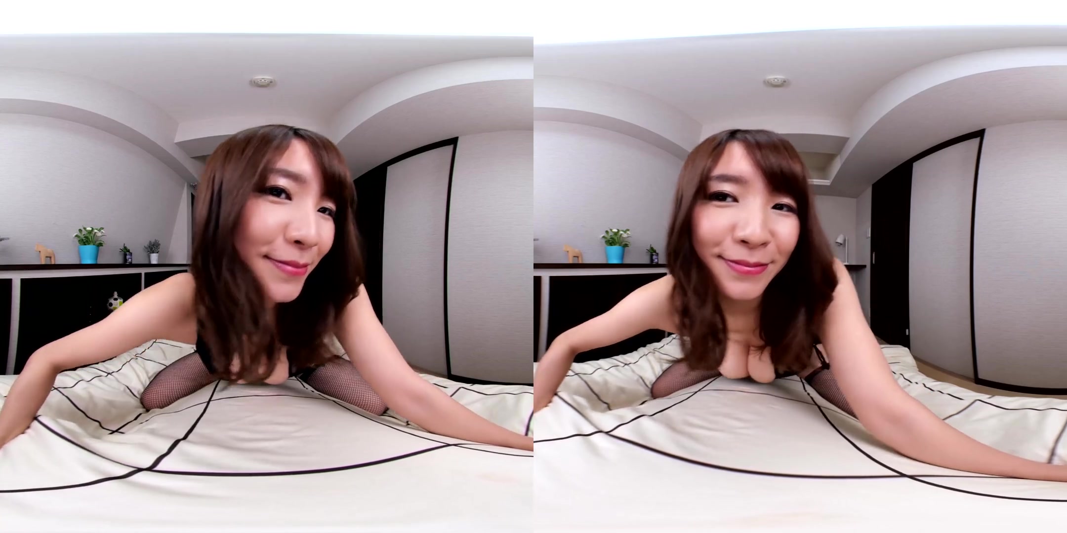 My First VR with Yui Natsurai - Asian with Big Tits Shower
