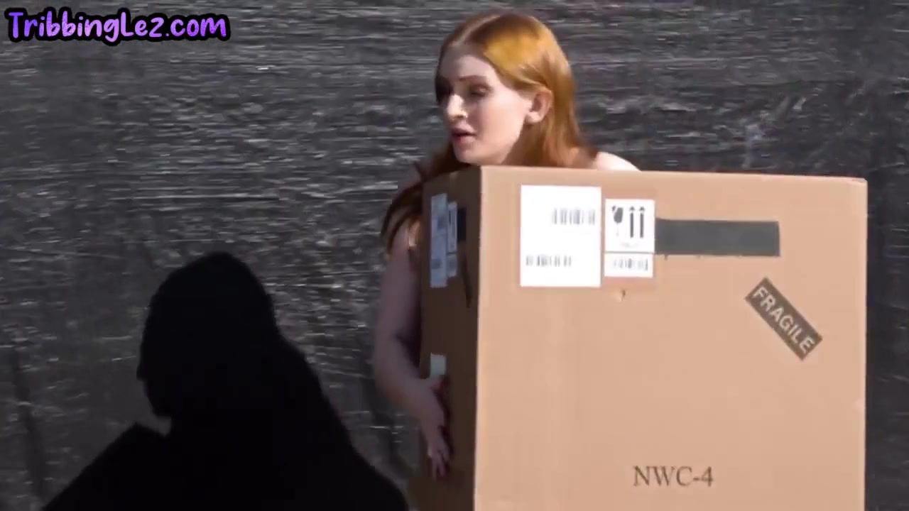 Ginger Mediumboobs Dyke Babe Enjoys Scissoring After Rimming