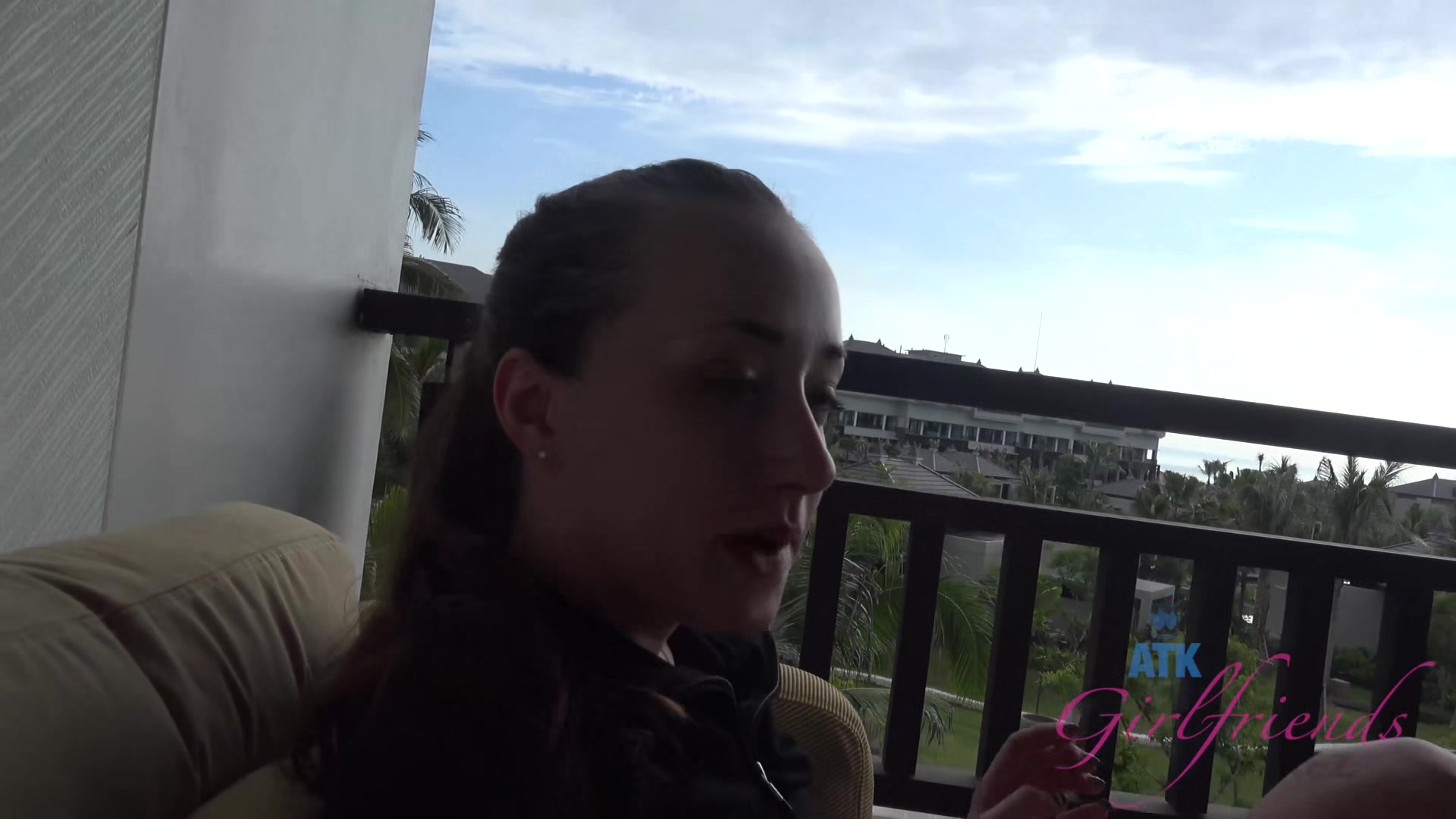 Virtual Vacation Bali With Victoria Rae Black 1/3