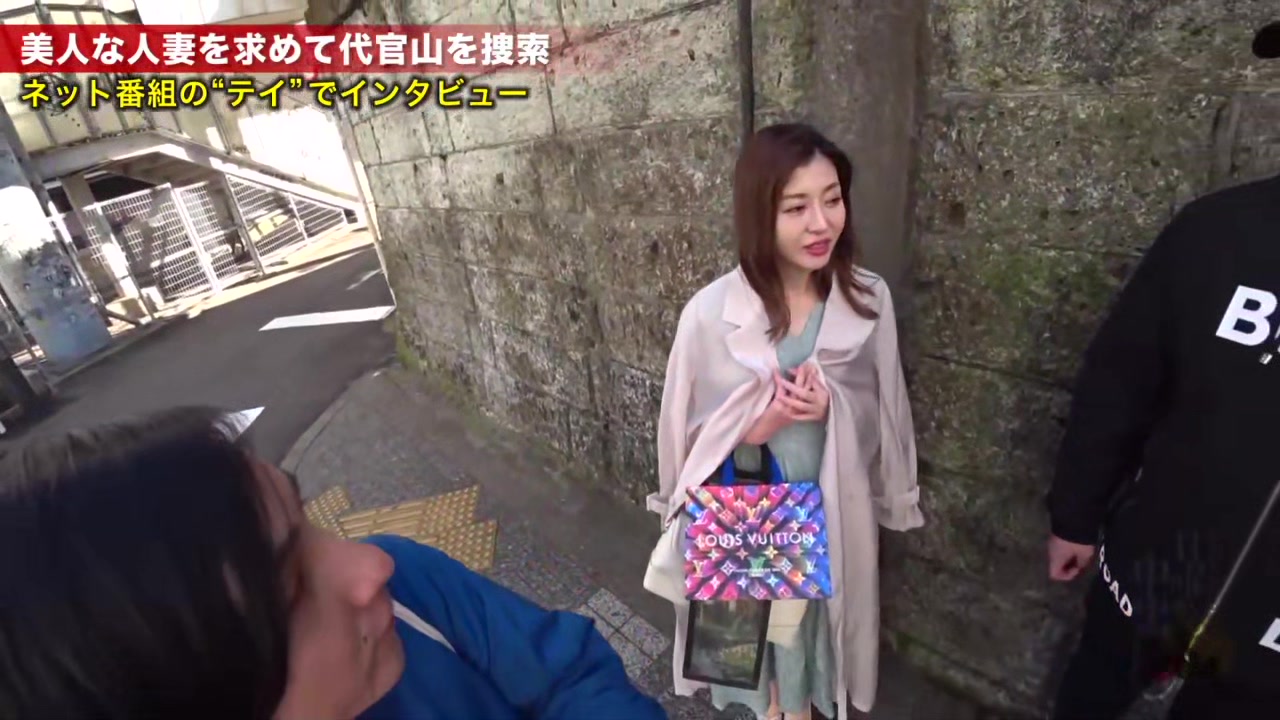 0010647_ベロチュウ 貧乳 ３０代などが含まれている