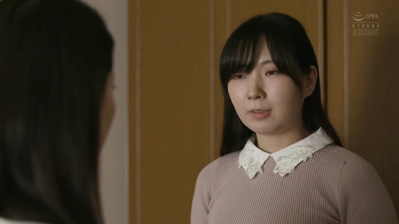 Surrounded By Her Boyfriend I Hikari 1of5