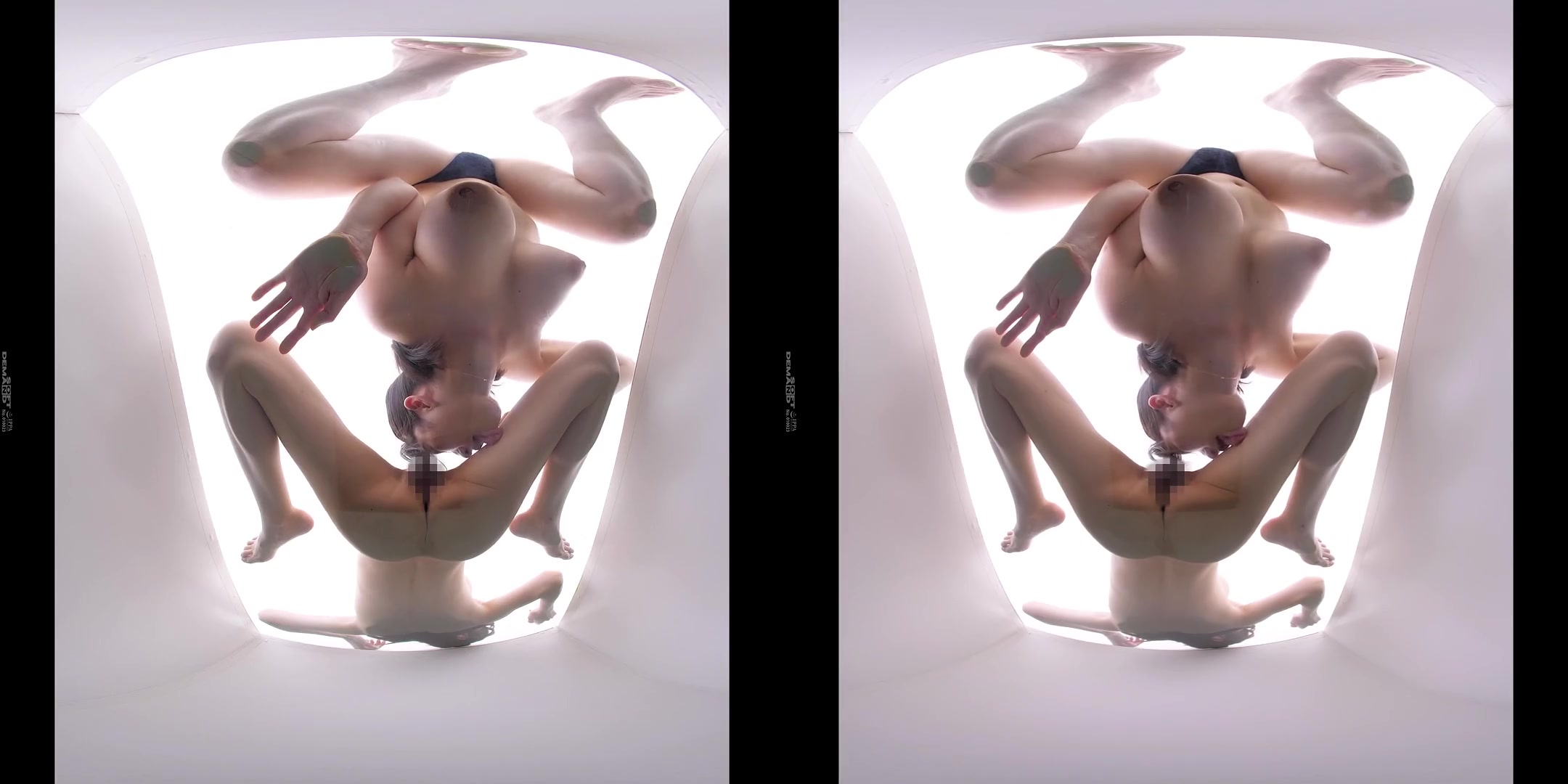 Great Sight! Lesbians Seen from Below VR; Japanese Big Tit Lesbians Making out and Playing 3D Porn
